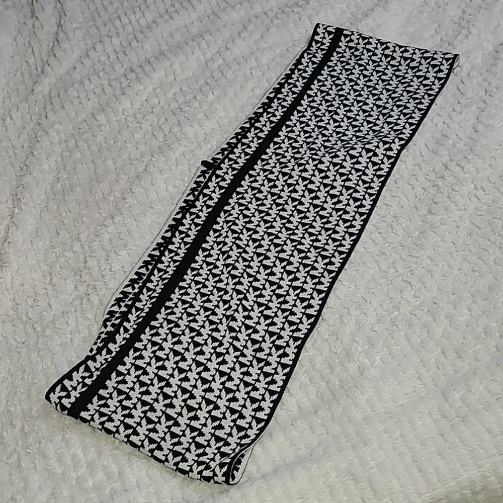 Michael Kors Infinity Scarf